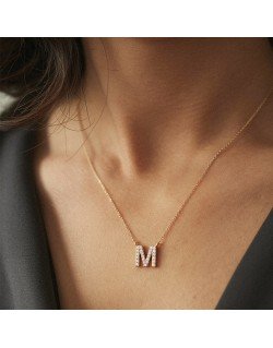 Grandinėlė su pakabuku - raidė "L" su natūraliais deimantais. Baltas auksas